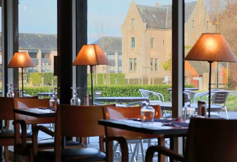 Отель Le Saintaubert