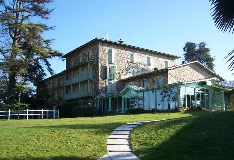 ホテル Logis Hôtels Hôtel Et Restaurant Domaine De Fompeyre