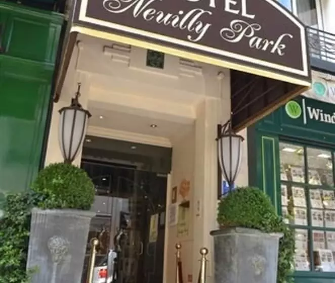 Hotel Neuilly Park