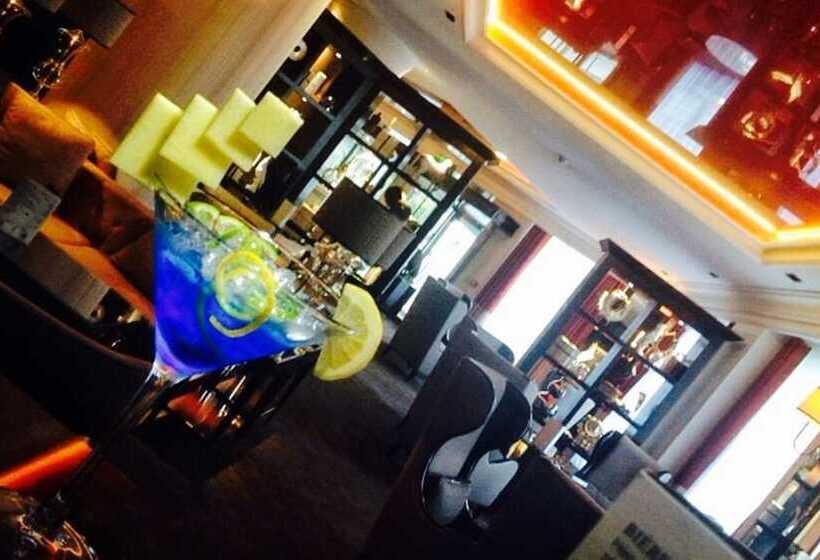 בית מלון כפרי Park Hôtel Grenoble   Mgallery