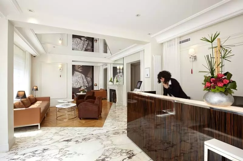 هتل Tourisme Avenue