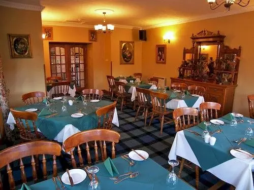 Отель Braemar Lodge