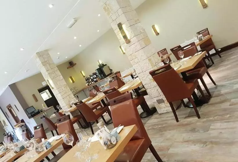 בית מלון כפרי Dornoch Castle