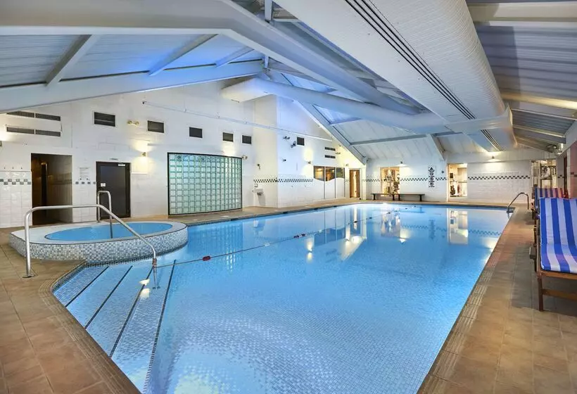 فندق Doubletree By Hilton  Bristol North