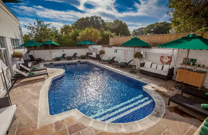 Hotel Duke Of Richmond