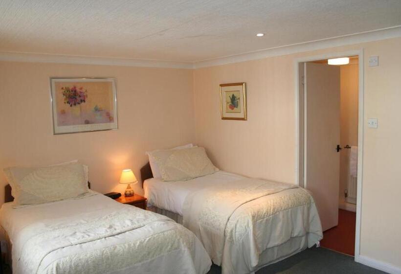 فندق George & Dragon