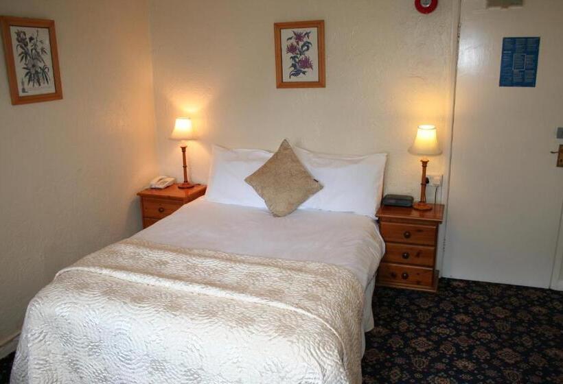 فندق George & Dragon