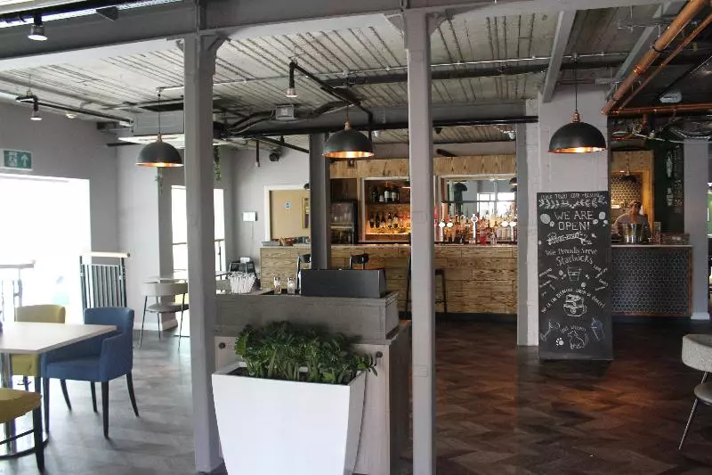 Отель Holiday Inn Kenilworth   Warwick, An Ihg