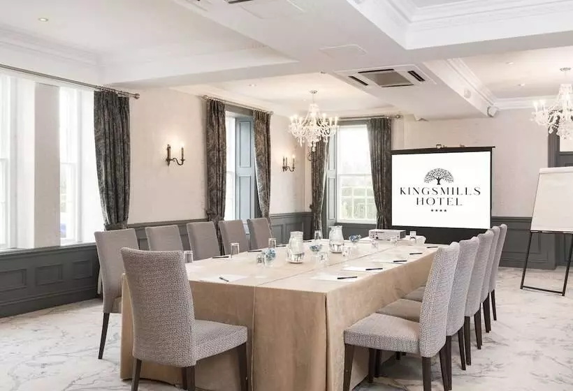 Отель Kingsmills