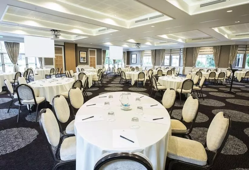 Отель Kingsmills