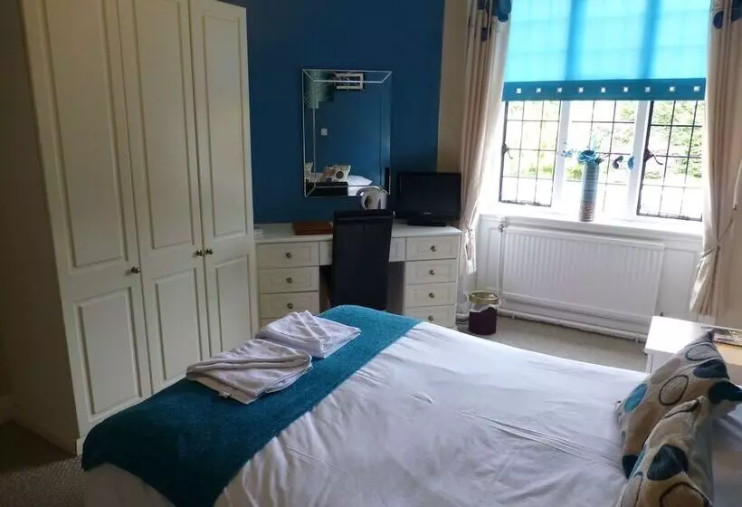 فندق Maes Manor Country