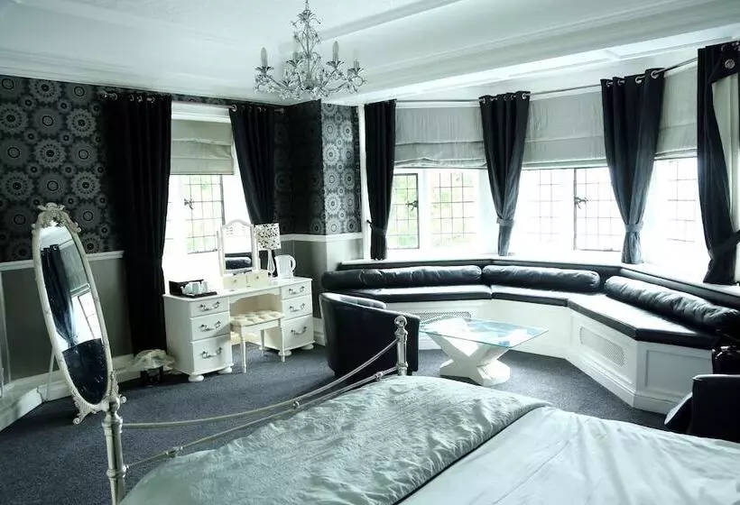 فندق Maes Manor Country