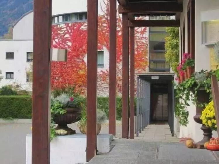 בית מלון כפרי Schatzmann