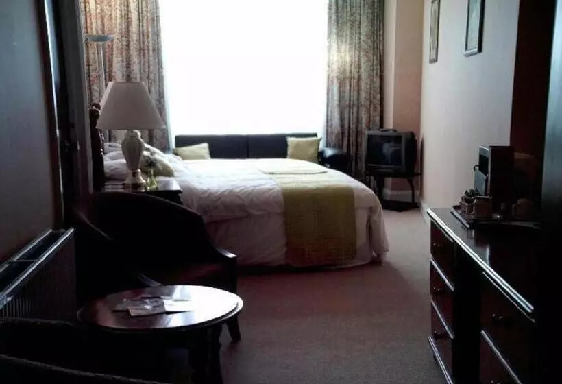 فندق The Roundhouse