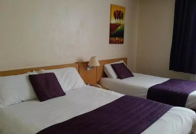 فندق The Roundhouse