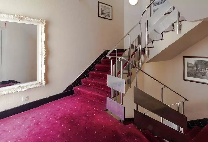 فندق The Roundhouse