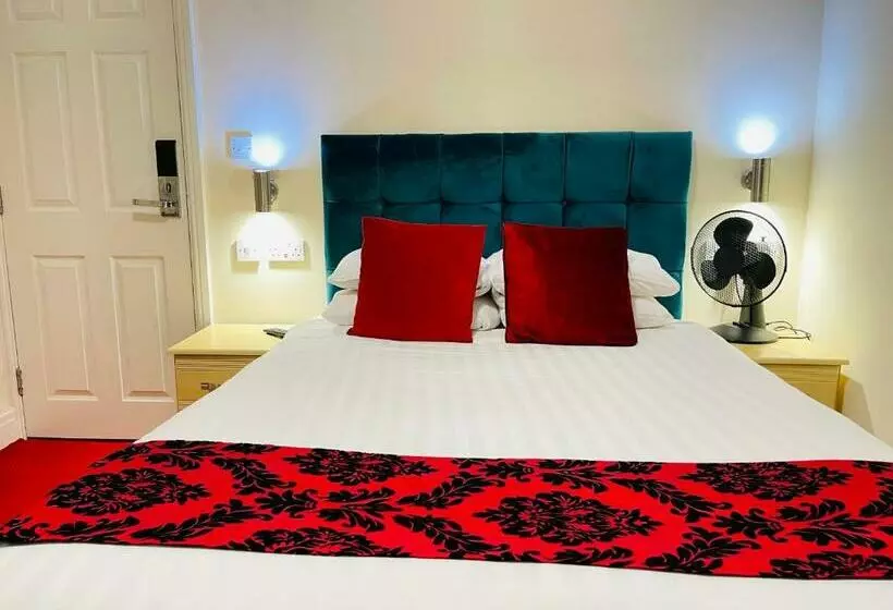 Hotel Trivelles Park