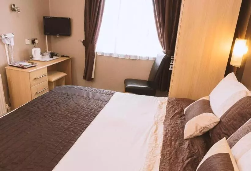 Hotel Trivelles Park