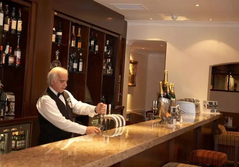 Hotel West Lodge Park