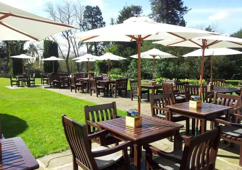 Hotel West Lodge Park