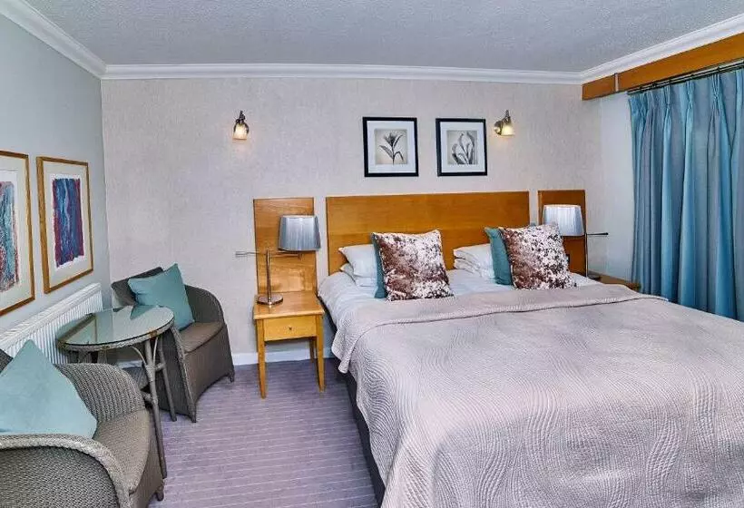 ホテル Stradey Park