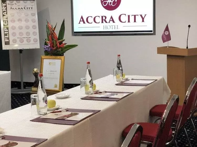 ホテル Accra City