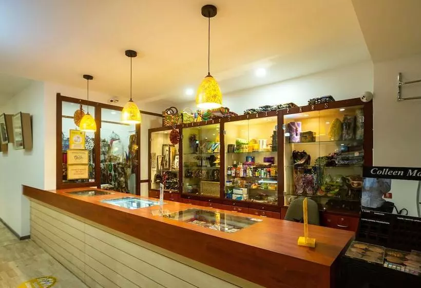 ホテル Accra City