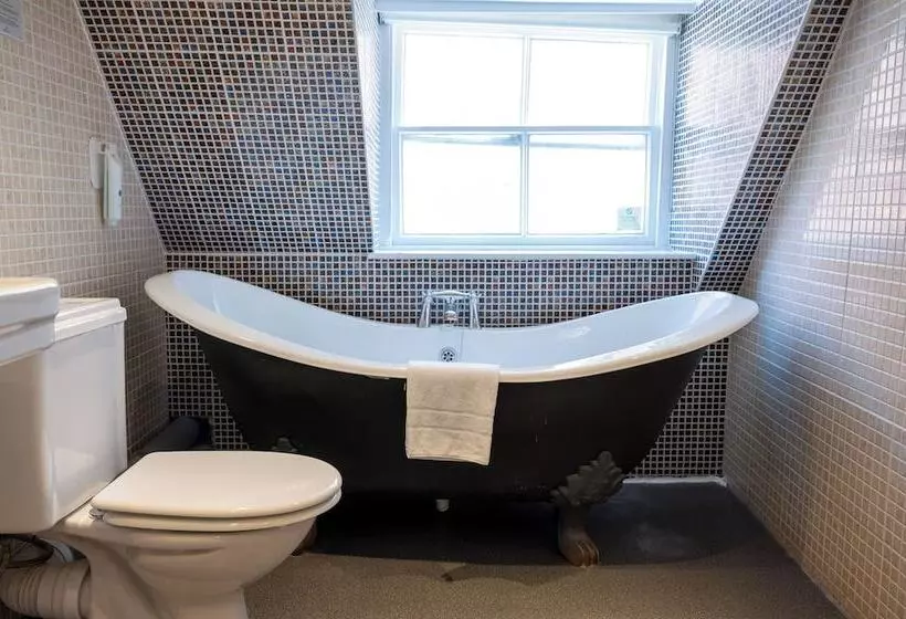 酒店 Antelope By Greene King Inns