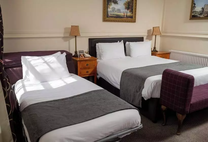 酒店 Antelope By Greene King Inns