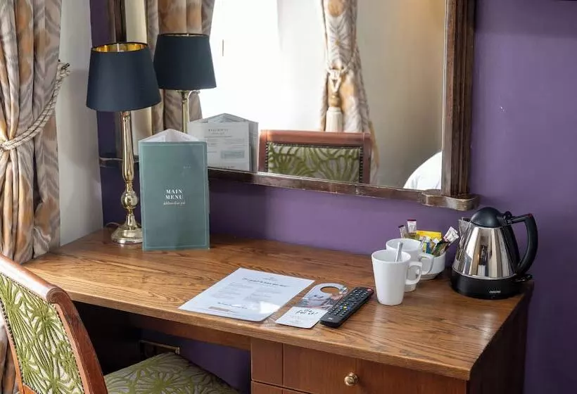 酒店 Antelope By Greene King Inns