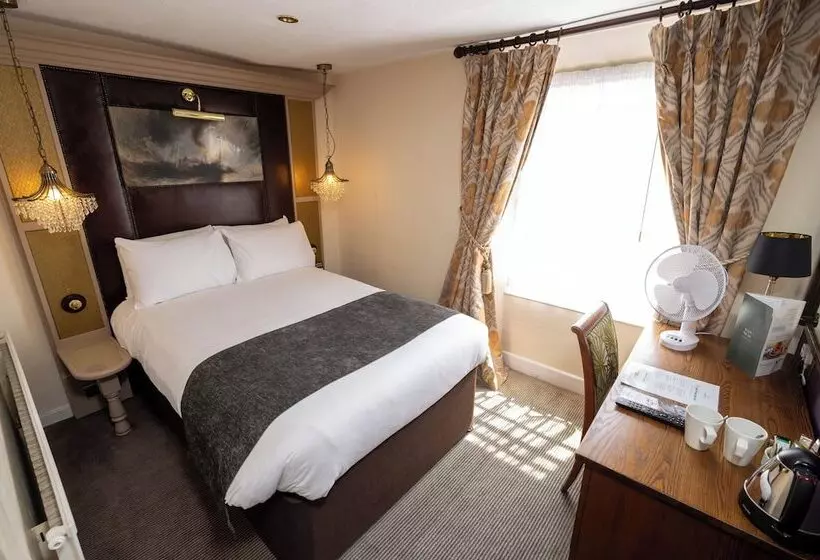 酒店 Antelope By Greene King Inns