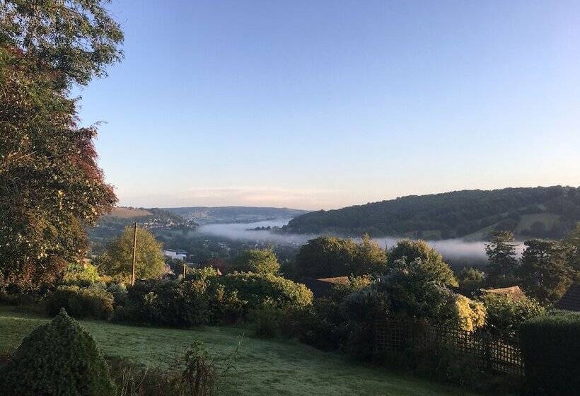 فندق Burleigh Court