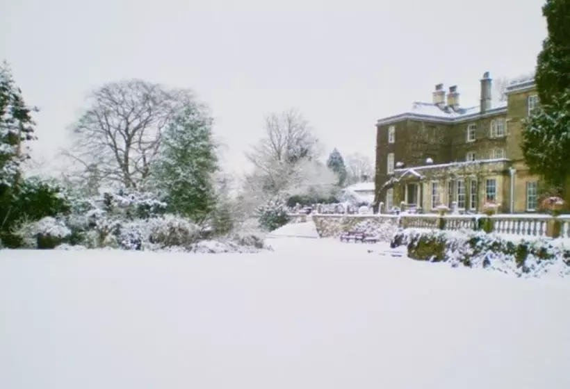 فندق Burleigh Court