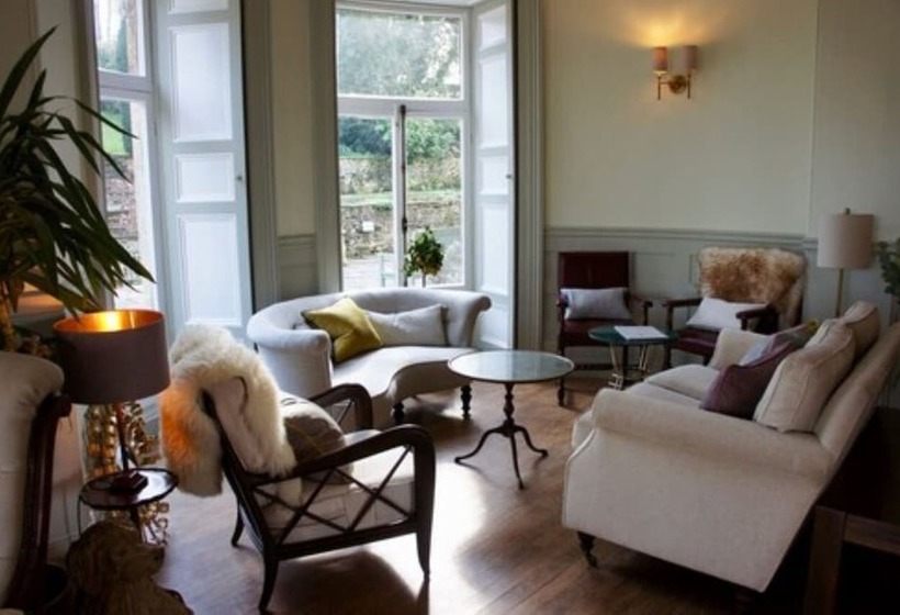 فندق Burleigh Court