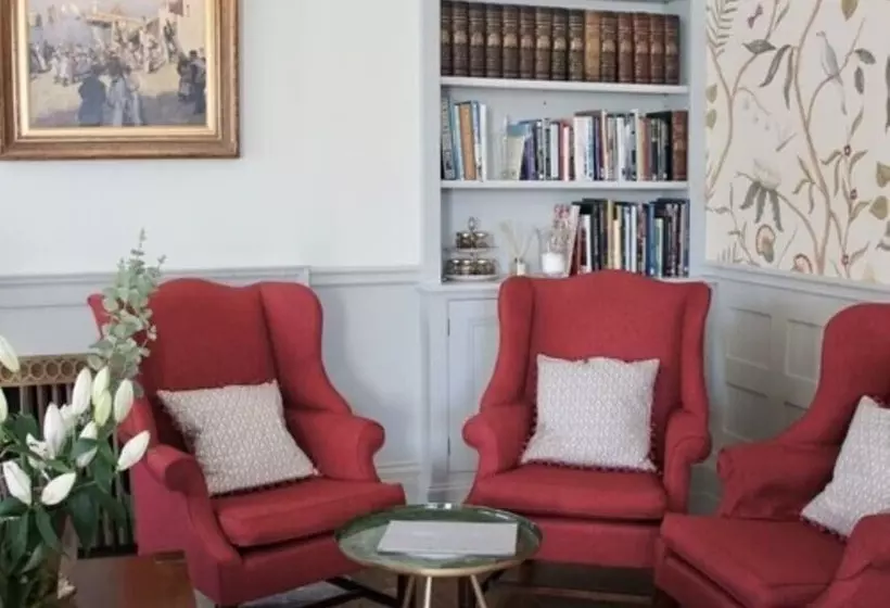 فندق Burleigh Court