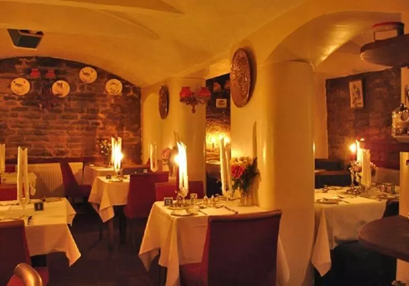 فندق Candlesticks