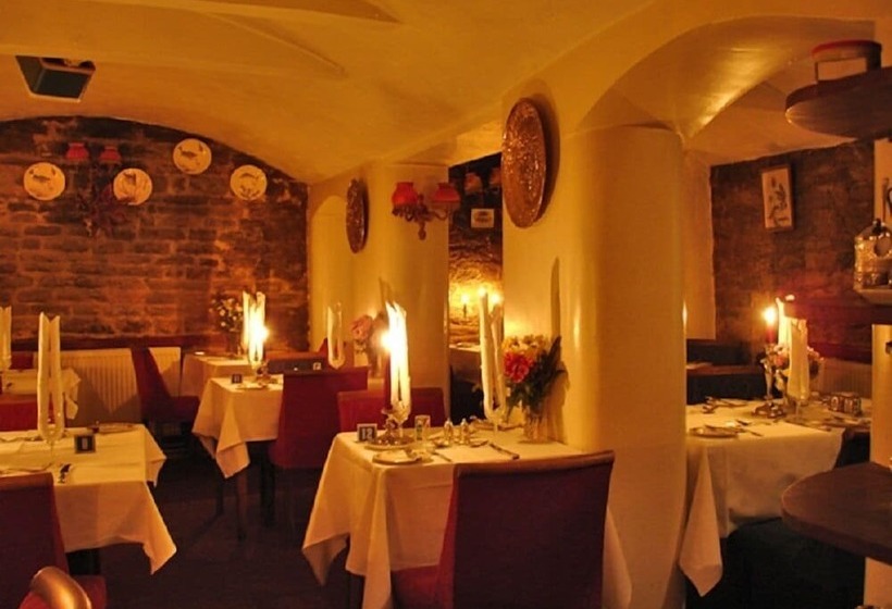 Отель Candlesticks