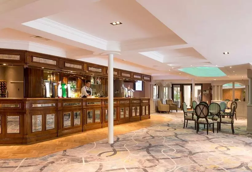 Отель Everglades