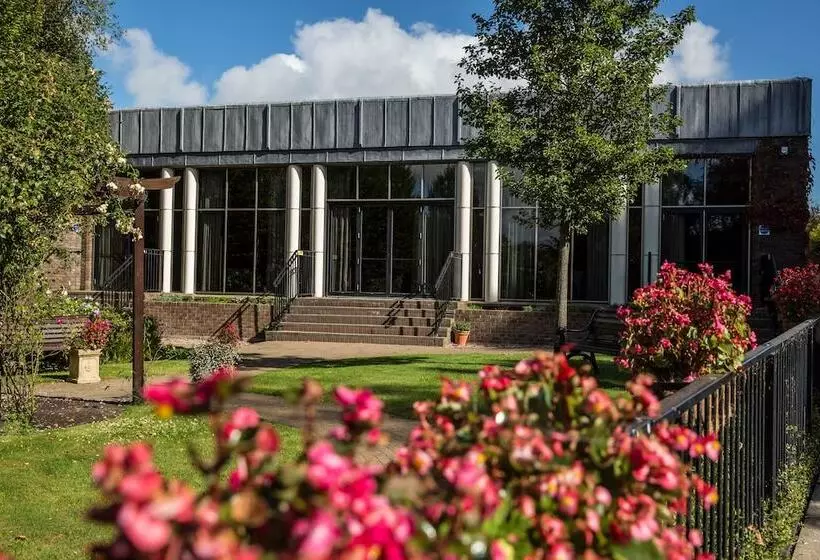 Отель Everglades