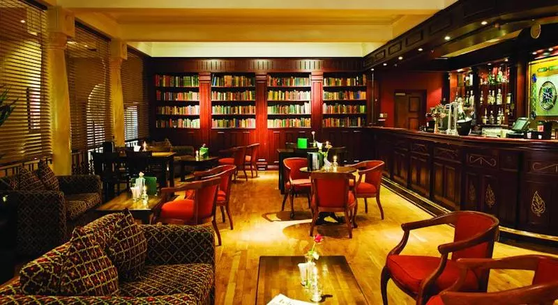 Отель Everglades