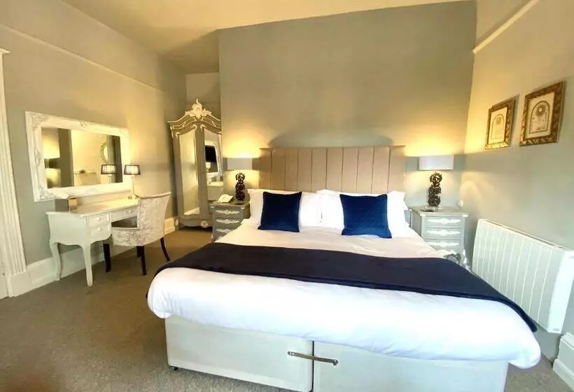 호텔 Glewstone Court Country House