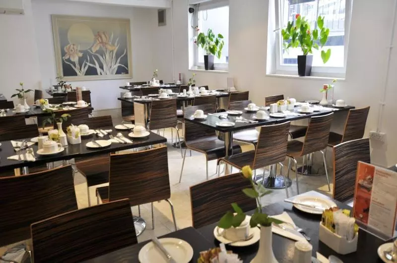 Kensington Court Hotel   Earls Court