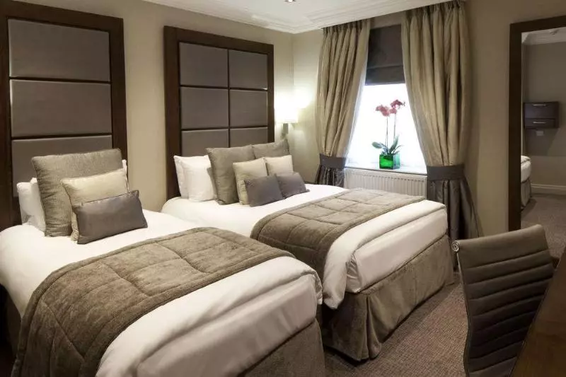 هتل Gem Langham Court