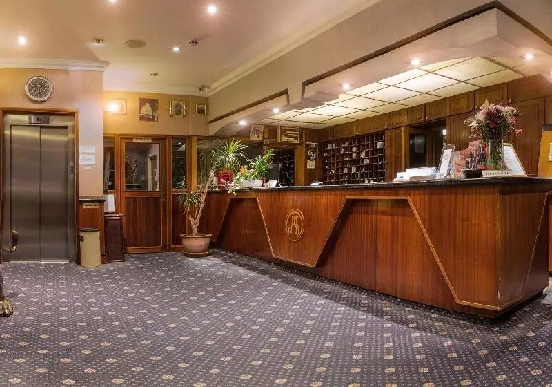 ホテル Mitre House