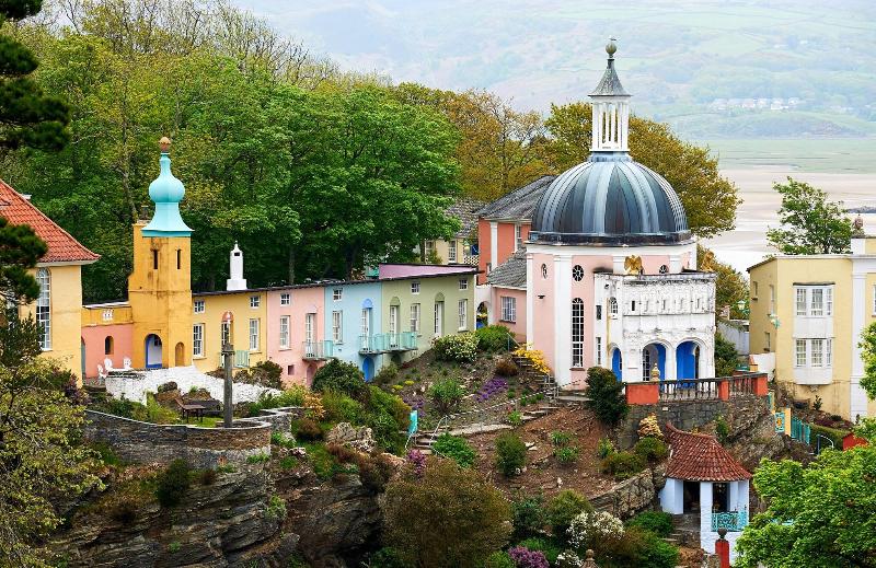 Hotel Portmeirion Village & Castell Deudraeth