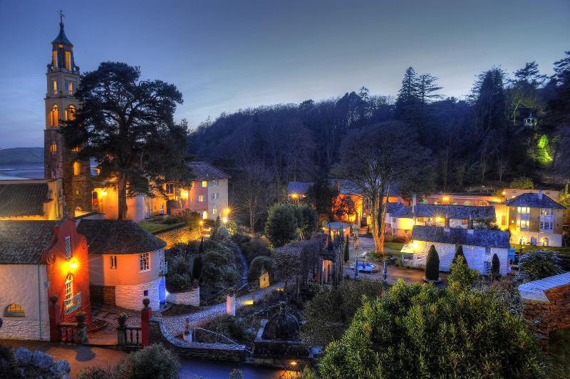 Hotel Portmeirion Village & Castell Deudraeth