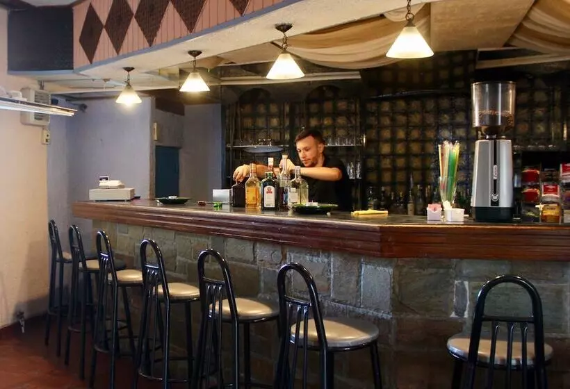 Отель Sariza Spring