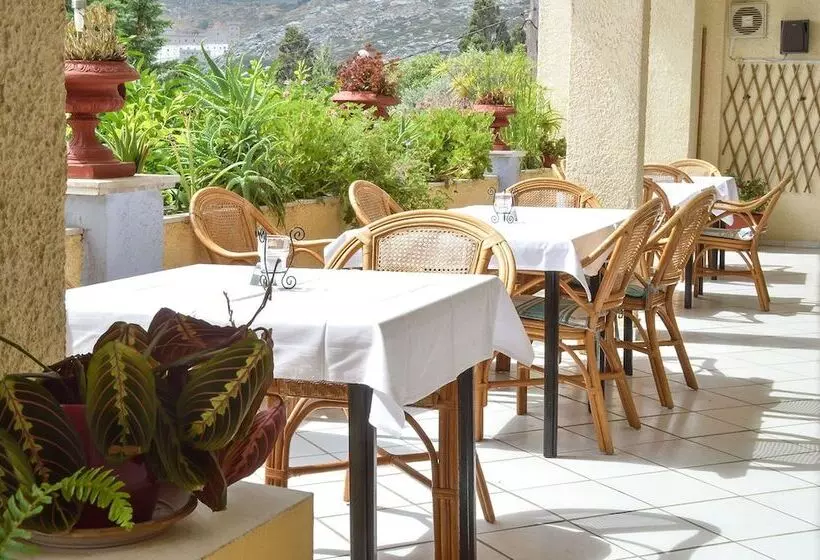 Отель Sariza Spring