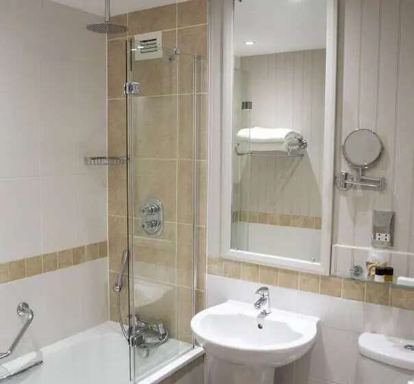 Отель The Belsfield