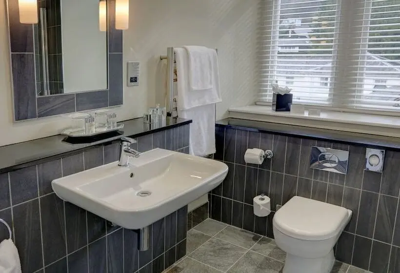 Отель The Belsfield